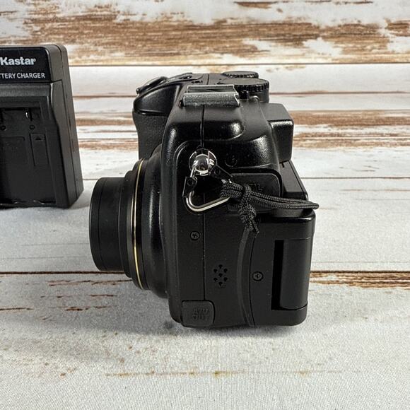 Nikon Coolpix 5400 Digital Camera 5.1MP Black Tested - Picture 2 of 5